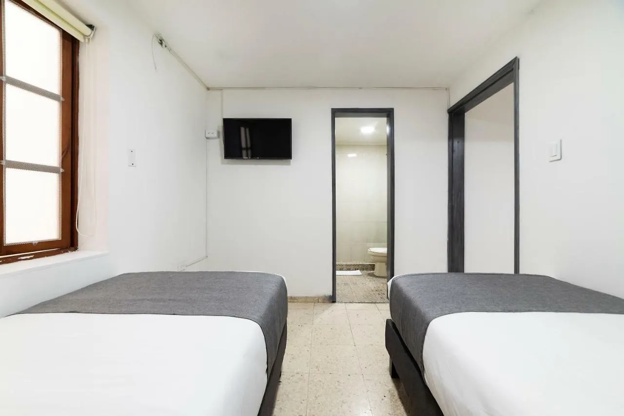 Hotel Ayenda 1055 Agora Inn Corferias Bogota